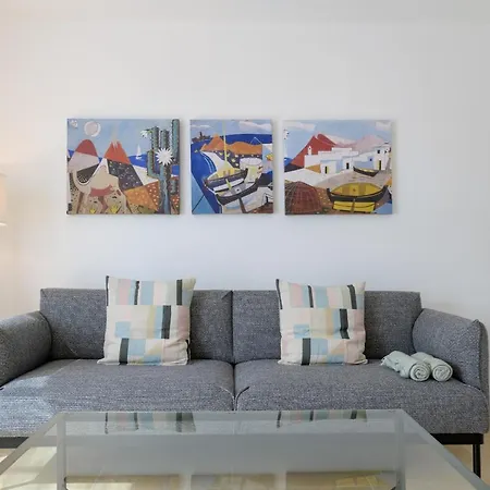 Casa Anzuelo, * Puerto del Carmen (Lanzarote)